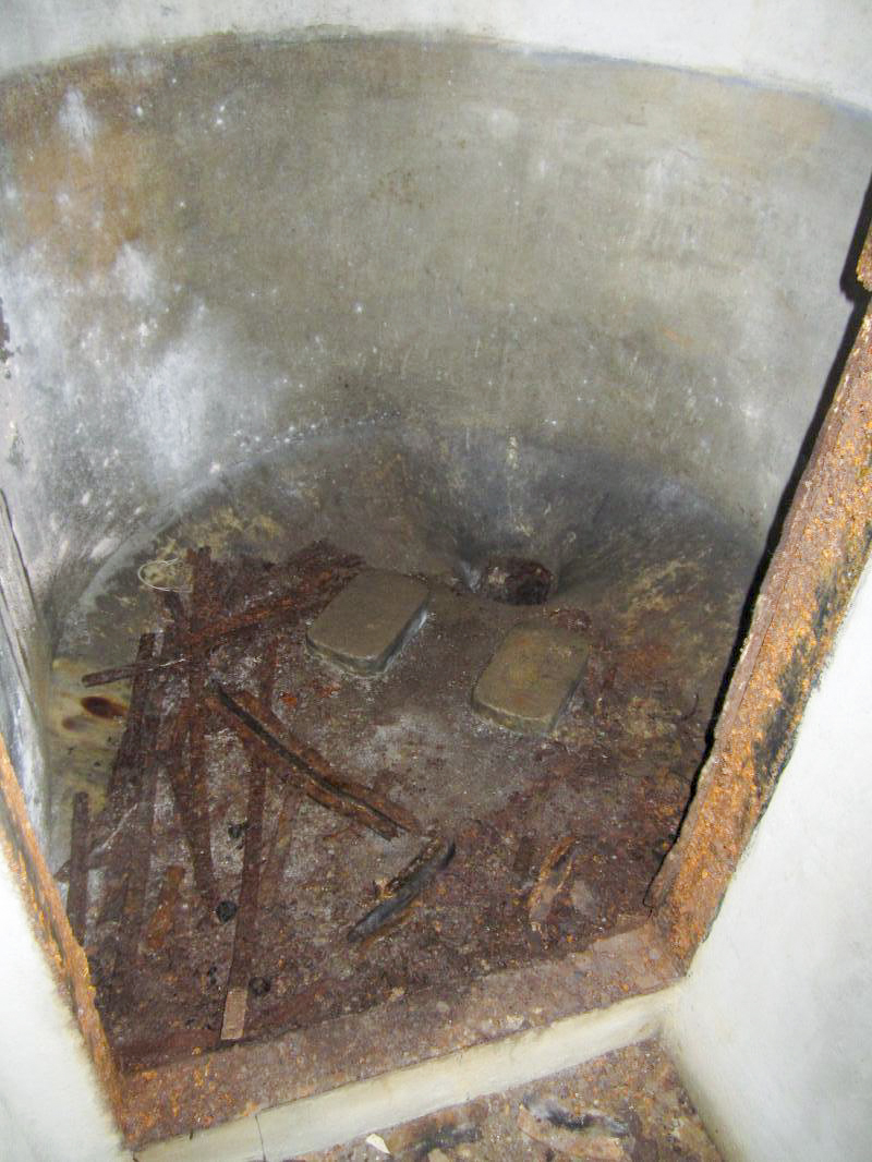Ligne Maginot - HOFFEN ( Casemate d'infanterie ) - Latrines - Gregory Fuchs