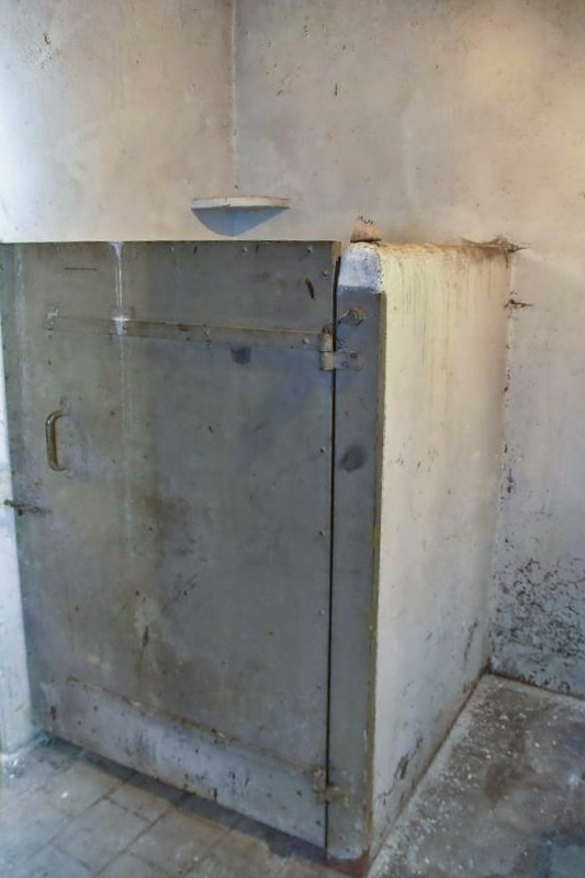 Ligne Maginot - BOIS DE CATTENOM - X14 - (Abri) - Latrines - D.Froehly
