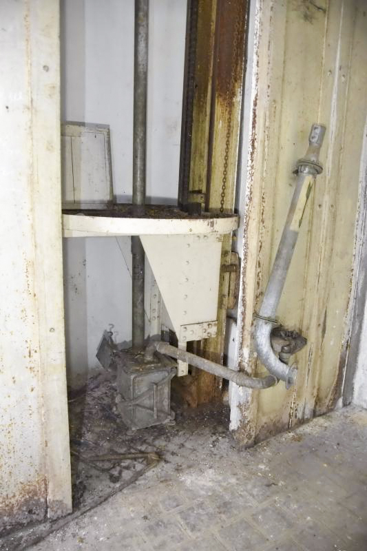 Ligne Maginot - BOIS DE CATTENOM - X14 - (Abri) - Cloche GFM de droite - D.Froehly