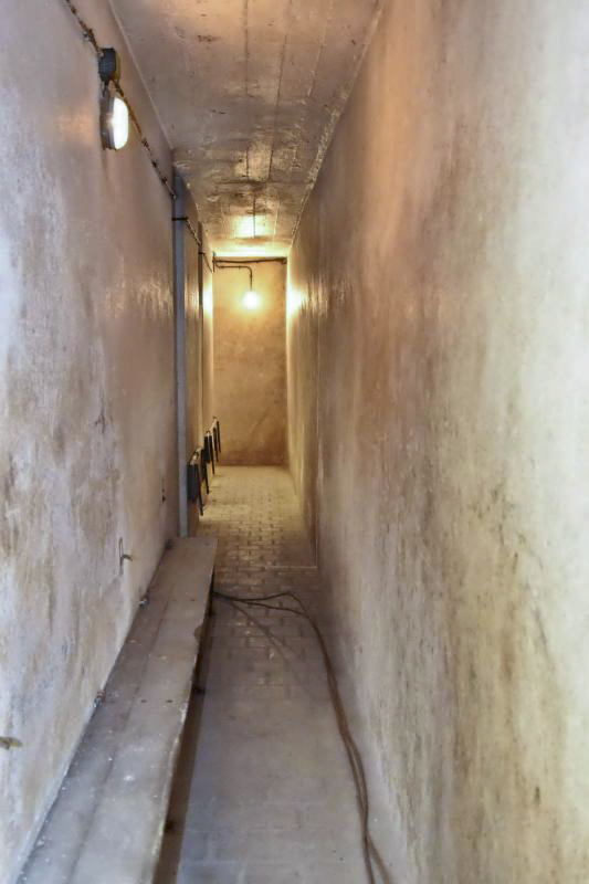 Ligne Maginot - BOIS DE CATTENOM - X14 - (Abri) - Couloir arrière - D.Froehly