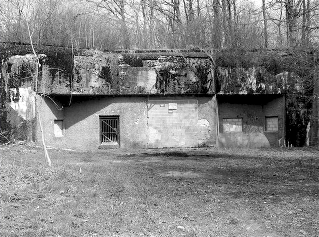 Ligne Maginot - LE CHESNOIS - CHENOIS - (Ouvrage d'artillerie) - L'entrée mixte - Sylvie Laure LAMBERT