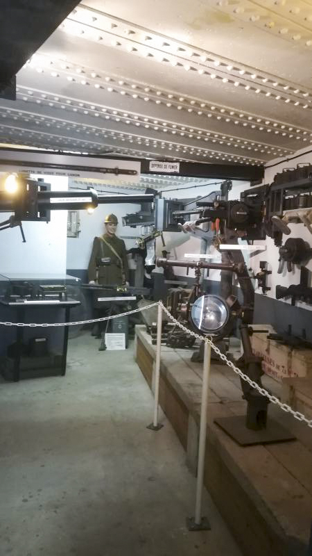 Ligne Maginot - ESCH - (Casemate d'infanterie - double) - Chambre de tir nord - Julien Boulanger
