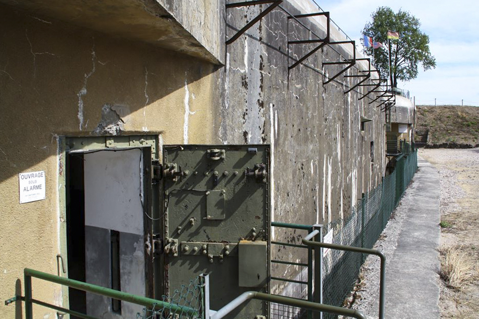 Ligne Maginot - HATTEN (I / 23° RIF) (Abri) - La façade de l'abri - EVA Philippe