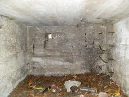 Ligne Maginot - SELTZBACH 6 - (Blockhaus pour arme infanterie) - Local sous la tour FM
L'orifice de ventilation et échelons d'accès