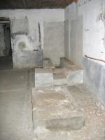 Ligne Maginot - 15/3 - MUEHLRHEIN (Casemate d'infanterie - double) - Local technique
Le support du groupe électrogène et de la cuve d'eau de refroidissement de ce dernier