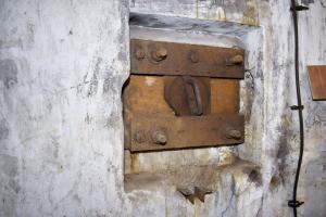 Ligne Maginot - 16/3 - KILSTETT - (Casemate d'infanterie - Double) - Chambre de tir nord
Créneau FM avant restauration