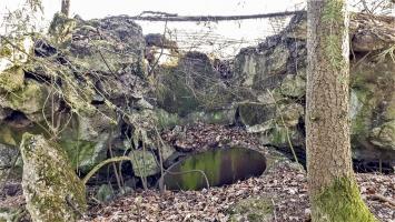Ligne Maginot - SCHMELTZBACH EST - (Casemate d'infanterie - Double) - La cloche GFM ferraillée coté Est