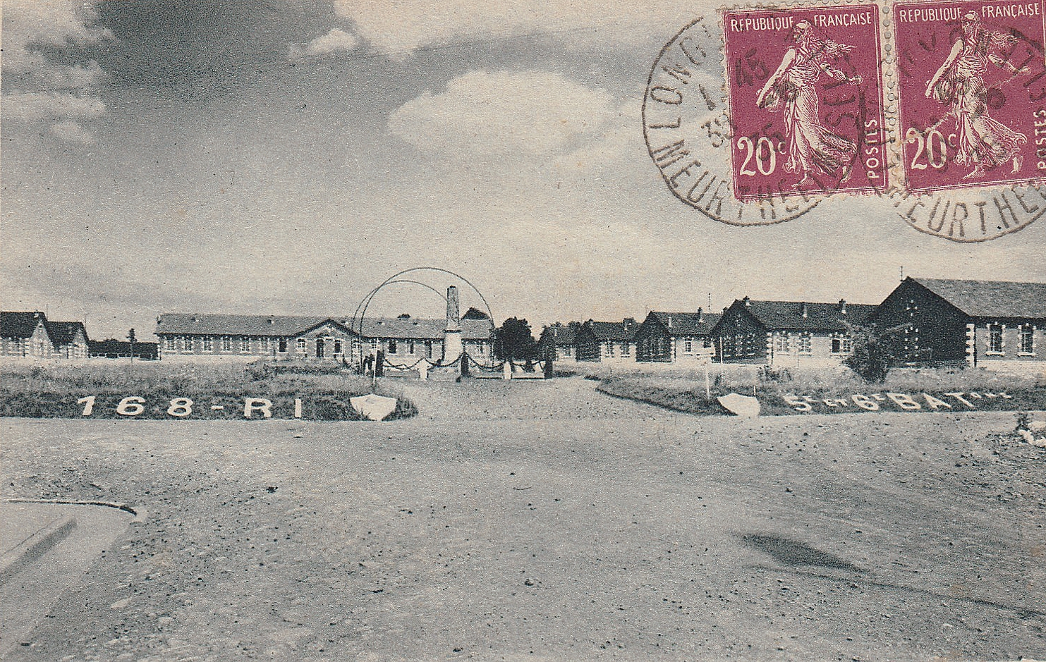 Ligne Maginot - LONGUYON - CASERNE LAMY - (Camp de sureté) - LONGUYON
Vue générale de la Caserne Lamy - 1935. - Inconnu