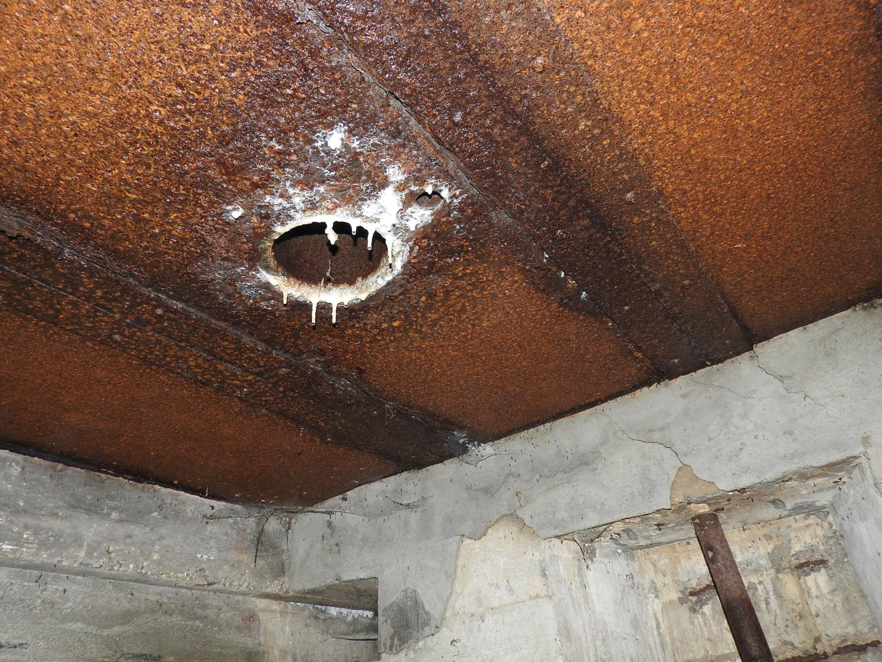 Ligne Maginot - HOLZMISS - (Blockhaus lourd type STG / STG-FCR - Simple) - L'orifice d'un périscope - STENGER Mathieu
