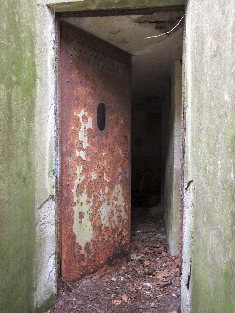 Ligne Maginot - MITTELWEG 1 - (Blockhaus pour arme infanterie) - La porte - gregfuchs