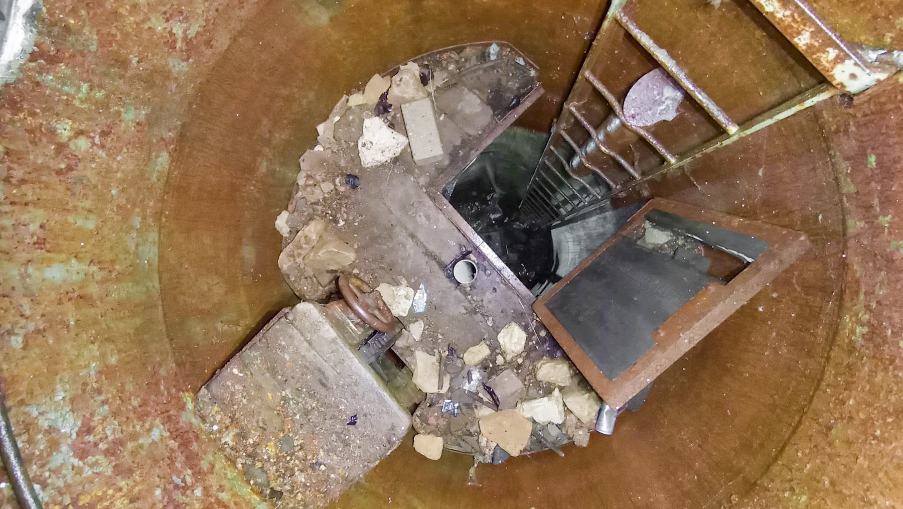 Ligne Maginot - PETIT REDERCHING - (Abri) - Vue de dessus du plancher mobile de la cloche GFM - Baptiste Gaudin