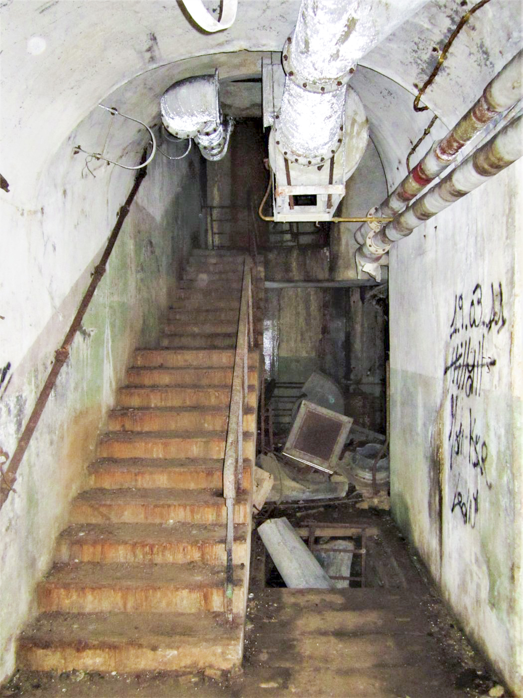 Ligne Maginot - PETIT REDERCHING - (Abri) - Pied de la cage d'escalier du coffre central - Gregory Fuchs