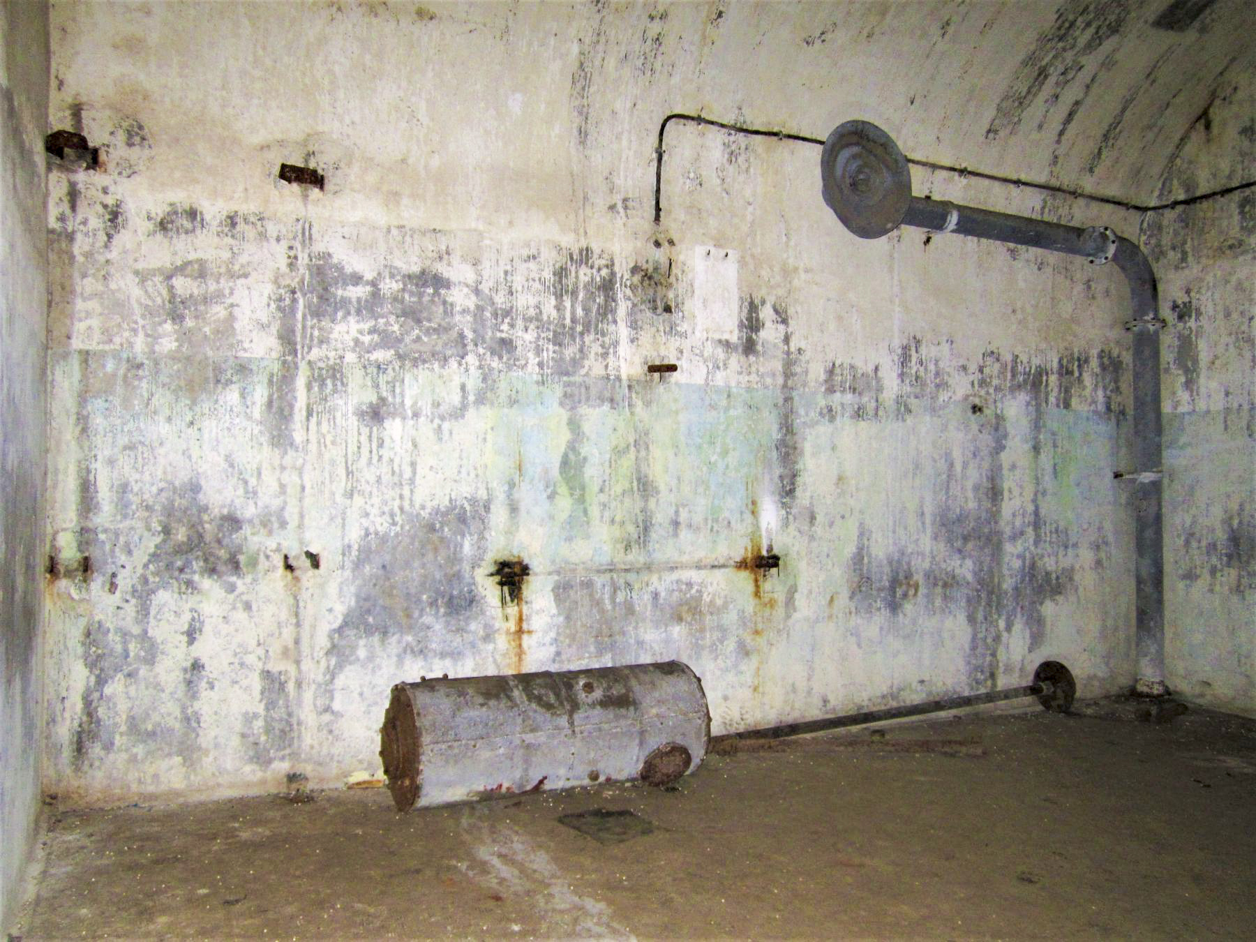 Ligne Maginot - PETIT REDERCHING - (Abri) - Local marqué 'cellule' - Gregory Fuchs
