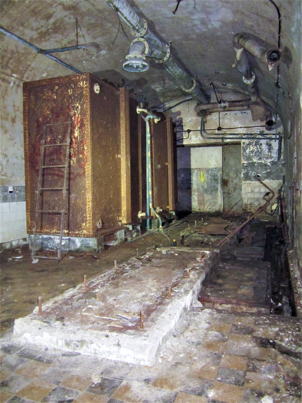 Ligne Maginot - PETIT REDERCHING - (Abri) - L'usine en 2021, les groupes ont disparus - Gregory Fuchs