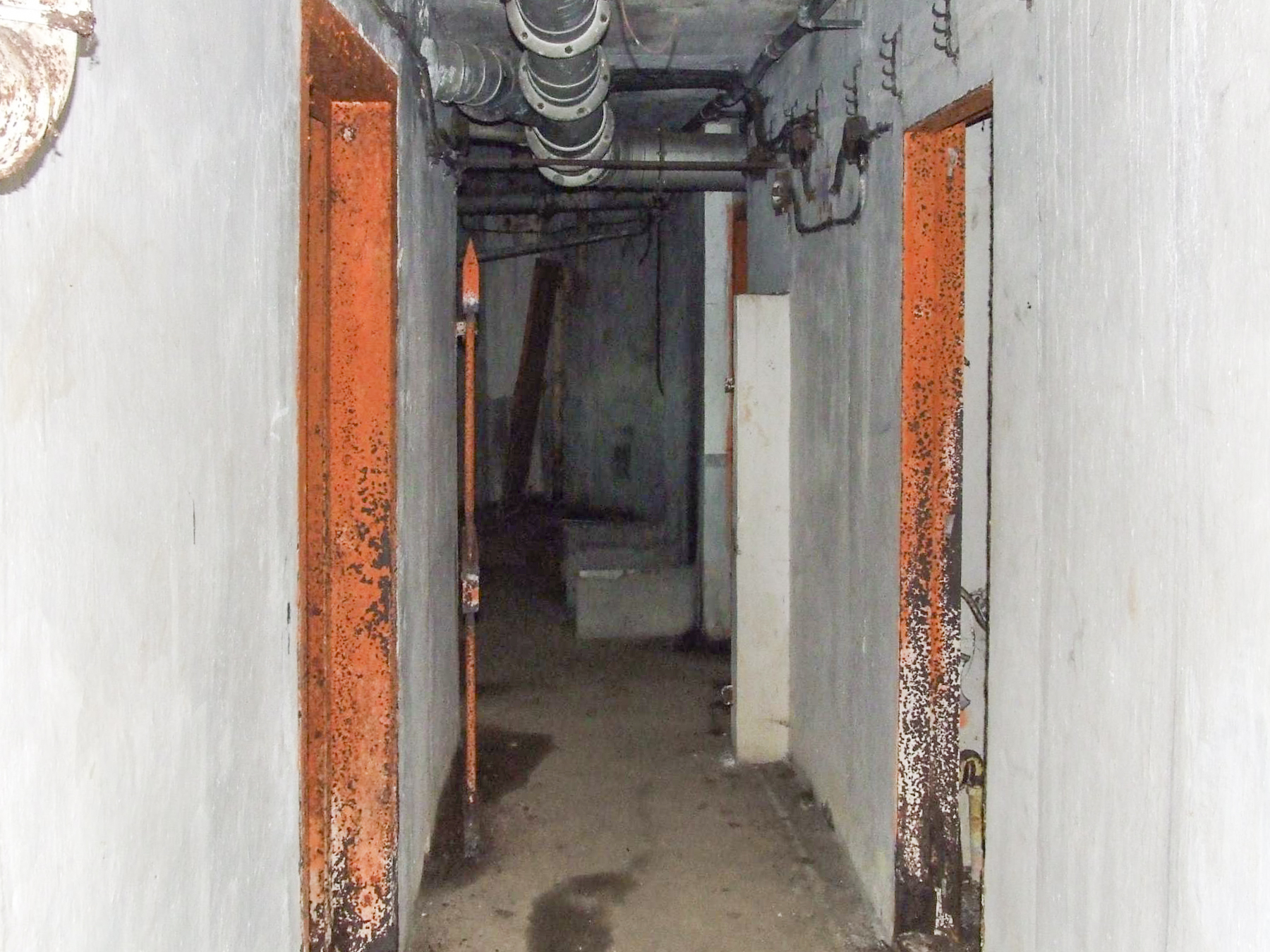 Ligne Maginot - ACHEN NORD EST - (Casemate d'infanterie - double) - L'étage inférieur de la casemate - STENGER Mathieu