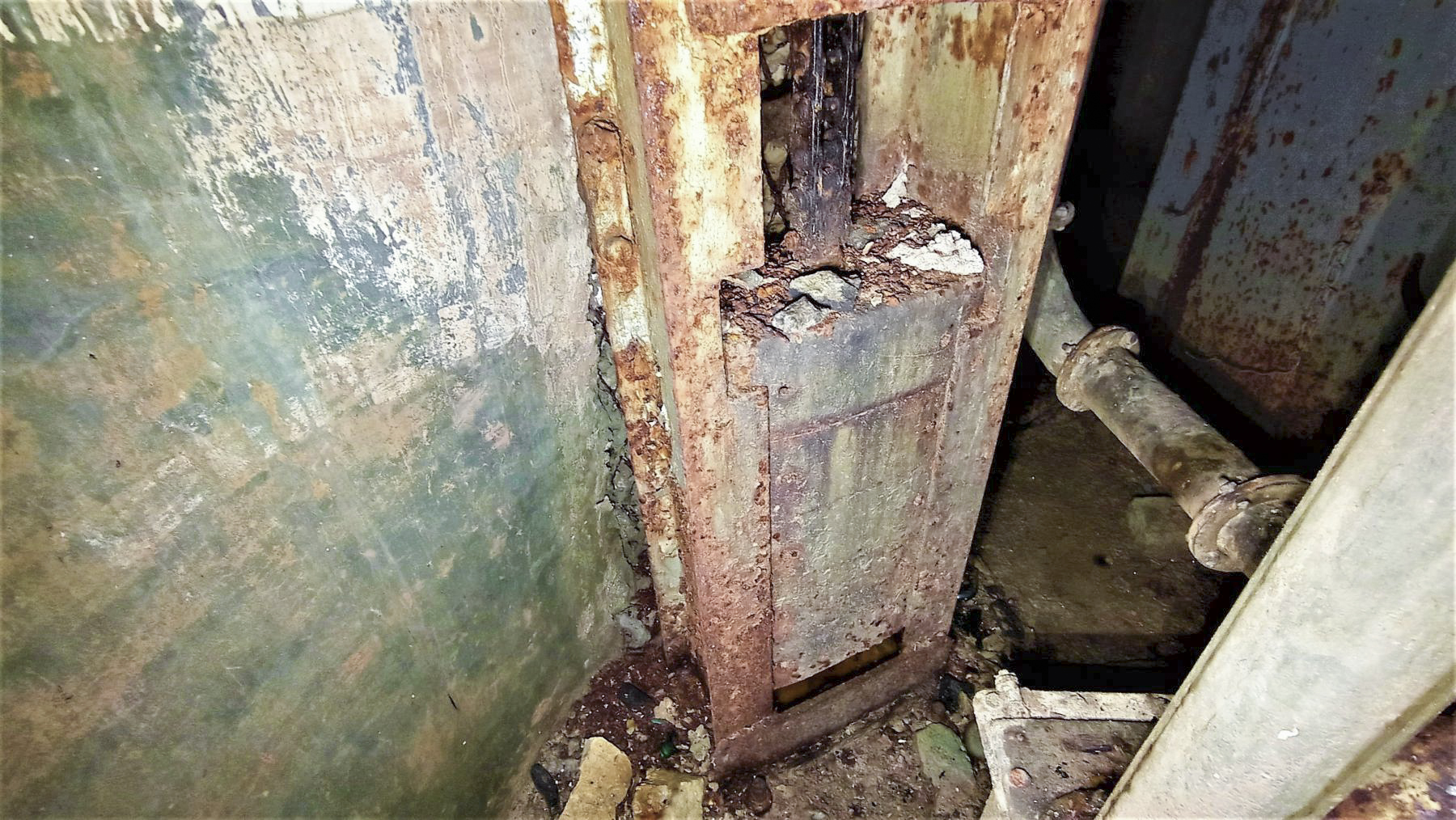 Ligne Maginot - PETIT REDERCHING - (Abri) - Contrepoids du plancher mobile de la cloche GFM  - Baptiste GAUDIN