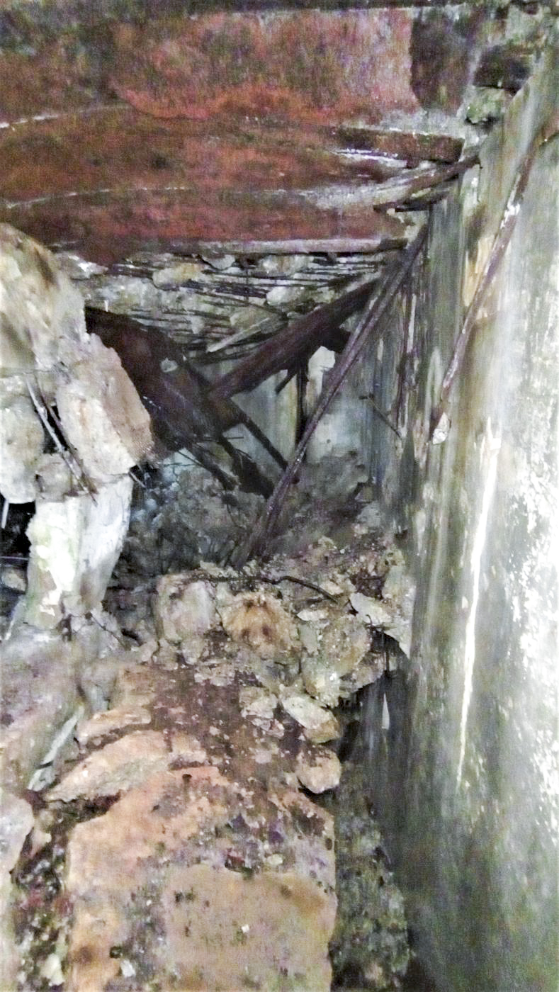 Ligne Maginot - HOCHWALD C6 - (Casemate d'infanterie - double) - Couloir menant à la cloche GFM de la casemate - Baptiste GAUDIN