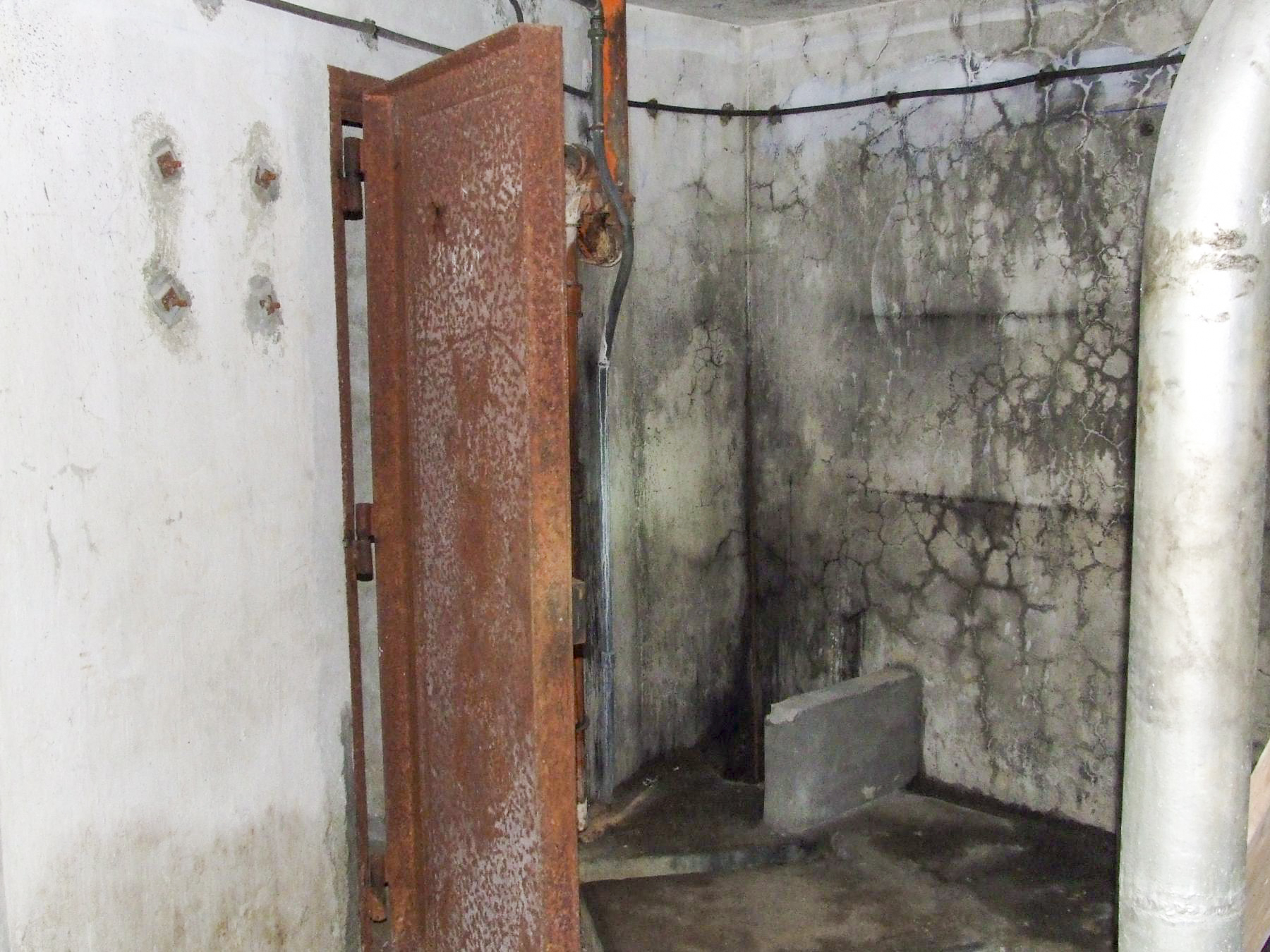 Ligne Maginot - SINGLING OUEST - (Casemate d'infanterie) - Le local du groupe électrogène - STENGER Mathieu