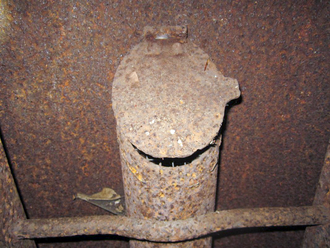 Ligne Maginot - SOUFFLENHEIM (II / 23° RIF) - (Abri) - Conduit de ventilation de la cloche GFM (férmé) - gregfuchs