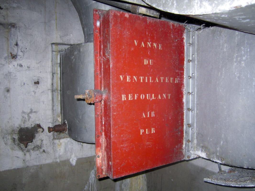 Ligne Maginot - SOUFFLENHEIM (II / 23° RIF) - (Abri) - Vanne du ventilateur refoulement air pur - gregfuchs
