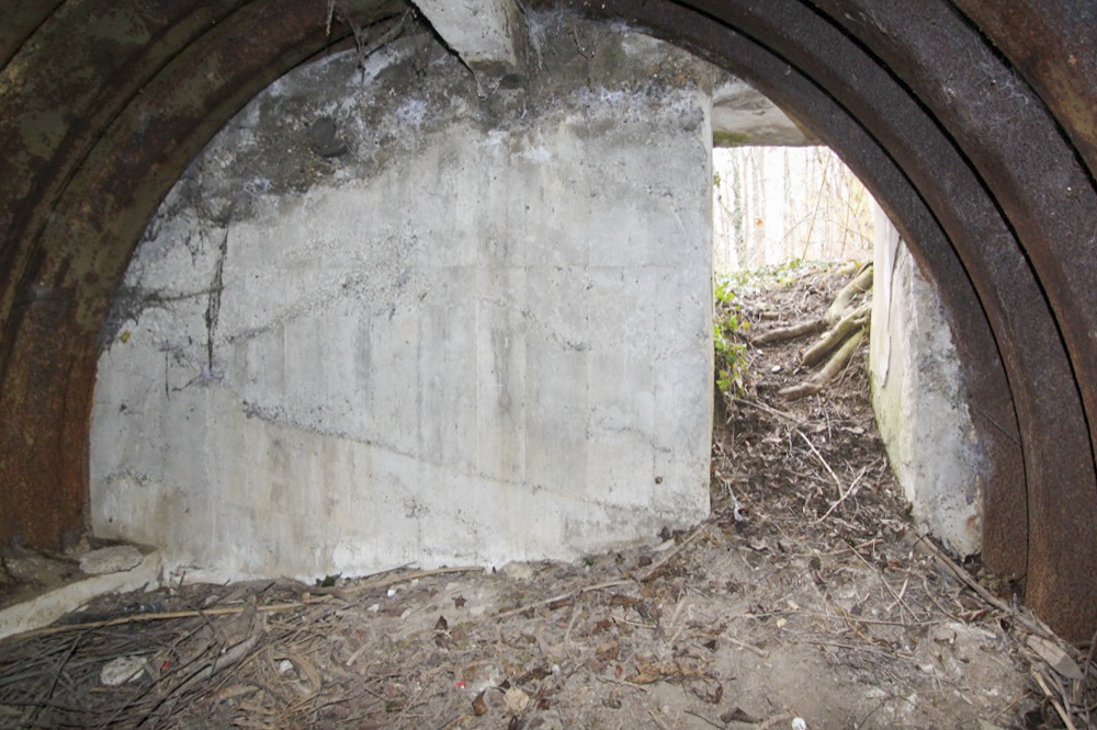 Ligne Maginot - DALHUNDEN OUEST - (Abri) - L'entrée secondaire vue de l'intérieur - Les Gardiens du Rhin