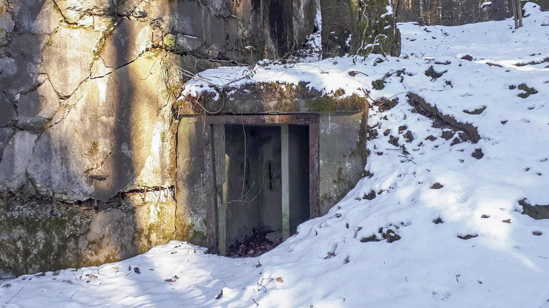 Ligne Maginot - HOCHWALD C1 - (Casemate d'infanterie) - Niche de stockage extérieur pour les mines et le barbelé - Gregory Fuchs