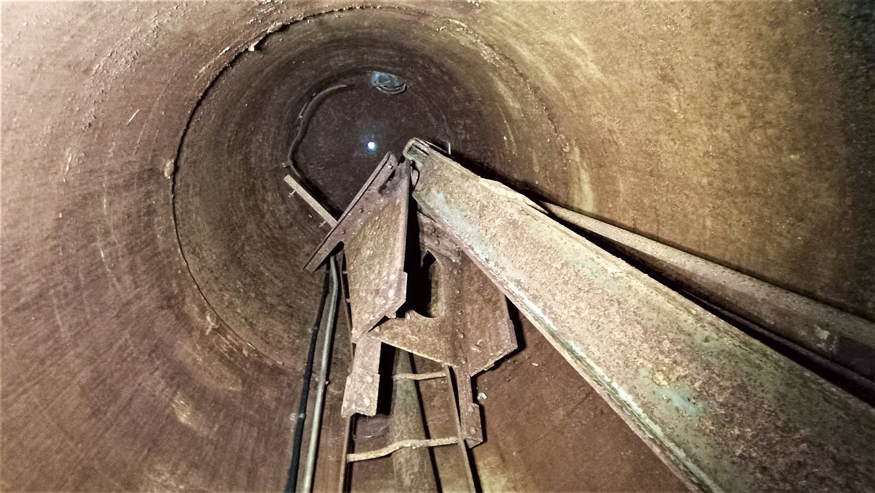 Ligne Maginot - HOCHWALD C1 - (Casemate d'infanterie) - Cloche GFM - Baptiste GAUDIN