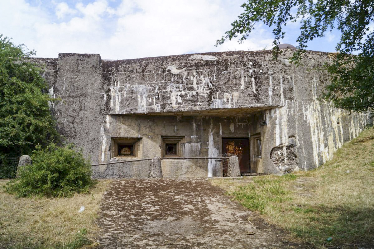 Ligne Maginot - LATIREMONT - A3 - (Ouvrage d'artillerie) - Entrée des hommes - BOUCHOUCHA Eric