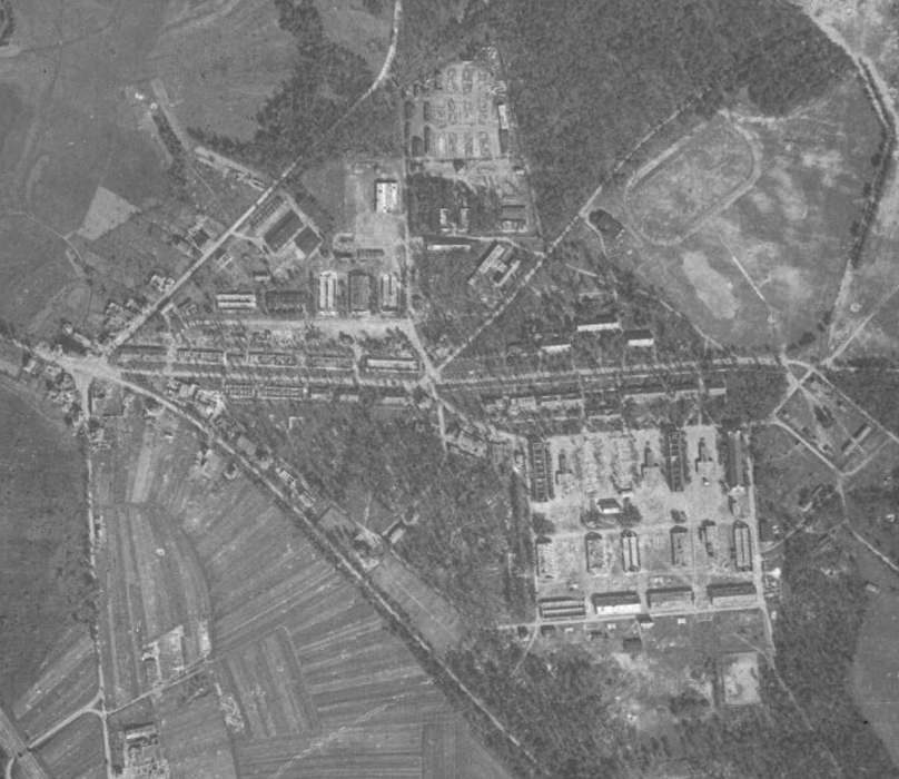 Ligne Maginot - OBERHOFFEN-sur-MODER (Camp de sureté) - Les ruines du camp en 1945 - IGN - Géoportail 1945