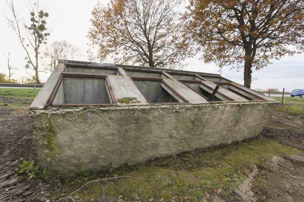 Ligne Maginot - 15/3 - MUEHLRHEIN (Casemate d'infanterie - double) - Les niches à mines et à barbelés - GRAMI