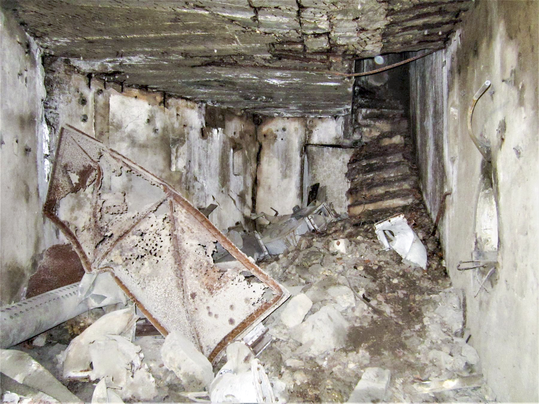 Ligne Maginot - SCHMELTZBACH EST - (Casemate d'infanterie - Double) - Etage inférieur - Gregory Fuchs