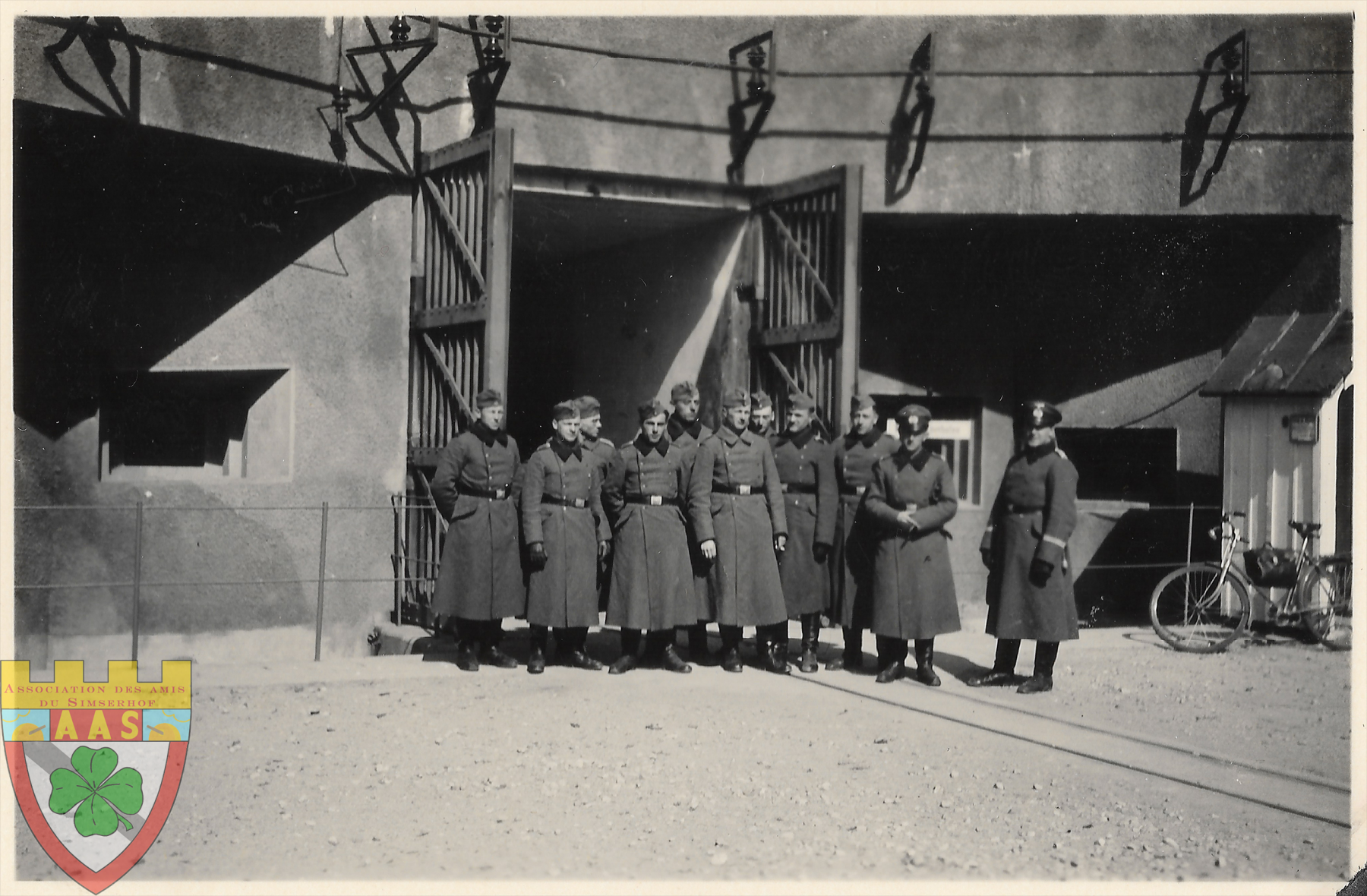 Ligne Maginot - SIMSERHOF - (Ouvrage d'artillerie) - Soldats allemands devant l'entrée munitions. - Inconnu