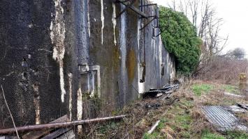 Ligne Maginot - HOFFEN - (Abri) - Façade
Le fossé diamant a été comblé