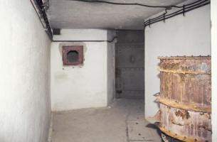 Ligne Maginot - CROUPE DU RESERVOIR - (Abri actif) - L'entrée
Visite en 1991 avec Génie de Nice