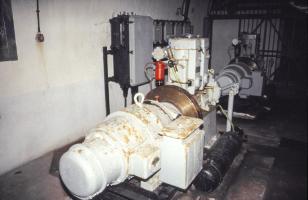Ligne Maginot - CROUPE DU RESERVOIR - (Abri actif) - Les deux moteurs
Visite en 1991 avec Génie de Nice