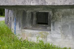 Ligne Maginot - Blockhaus du Kreuzrhein - Vue du créneau de mitrailleuse