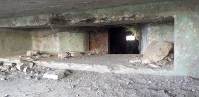Ligne Maginot - WANTZENAU GARE - (PC de Sous-Quartier) - Chambre de tir nord - créneau de gauche