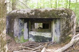 Ligne Maginot - FALKENSTEIN - (Blockhaus pour canon) - Créneau antichar