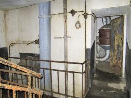 Ligne Maginot - FREUDENBERG (QUARTIER SCHIESSECK - I/37° RIF) - (Abri) - Coffre est
Entrée du local filtres et ventilation