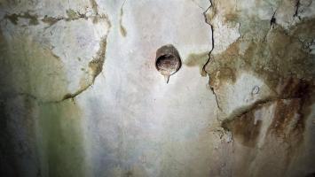 Ligne Maginot - SCHMELTZBACH OUEST - (Casemate d'infanterie - Simple) - Conduit d'évacuation des douilles du créneau pour jumelage de mitrailleuses