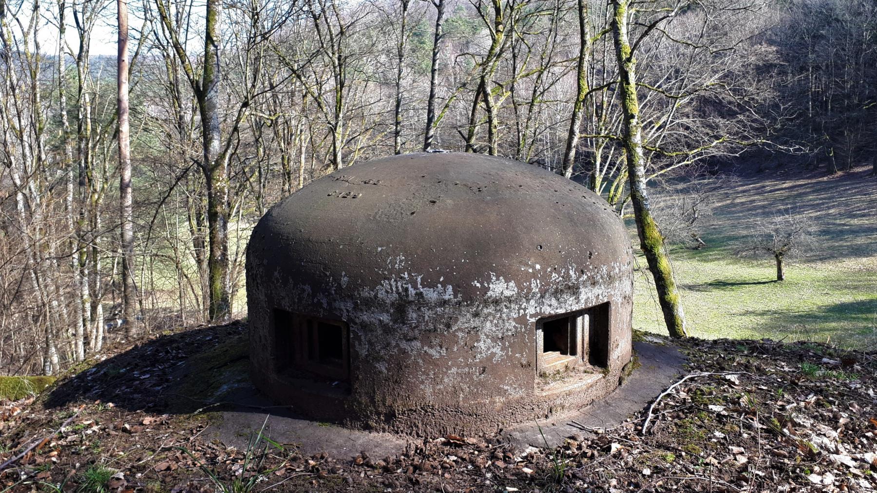 Ligne Maginot - GUNSTHAL FERME OUEST - (Blockhaus pour arme infanterie) - La cloche GFM - Gregory Fuchs