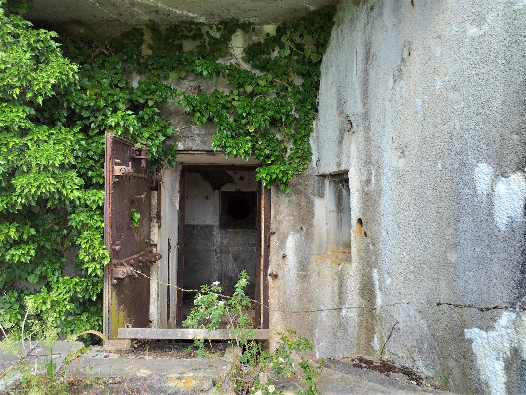 Ligne Maginot - HOFFEN - (Abri) - Entrée Sud - Gregory Fuchs