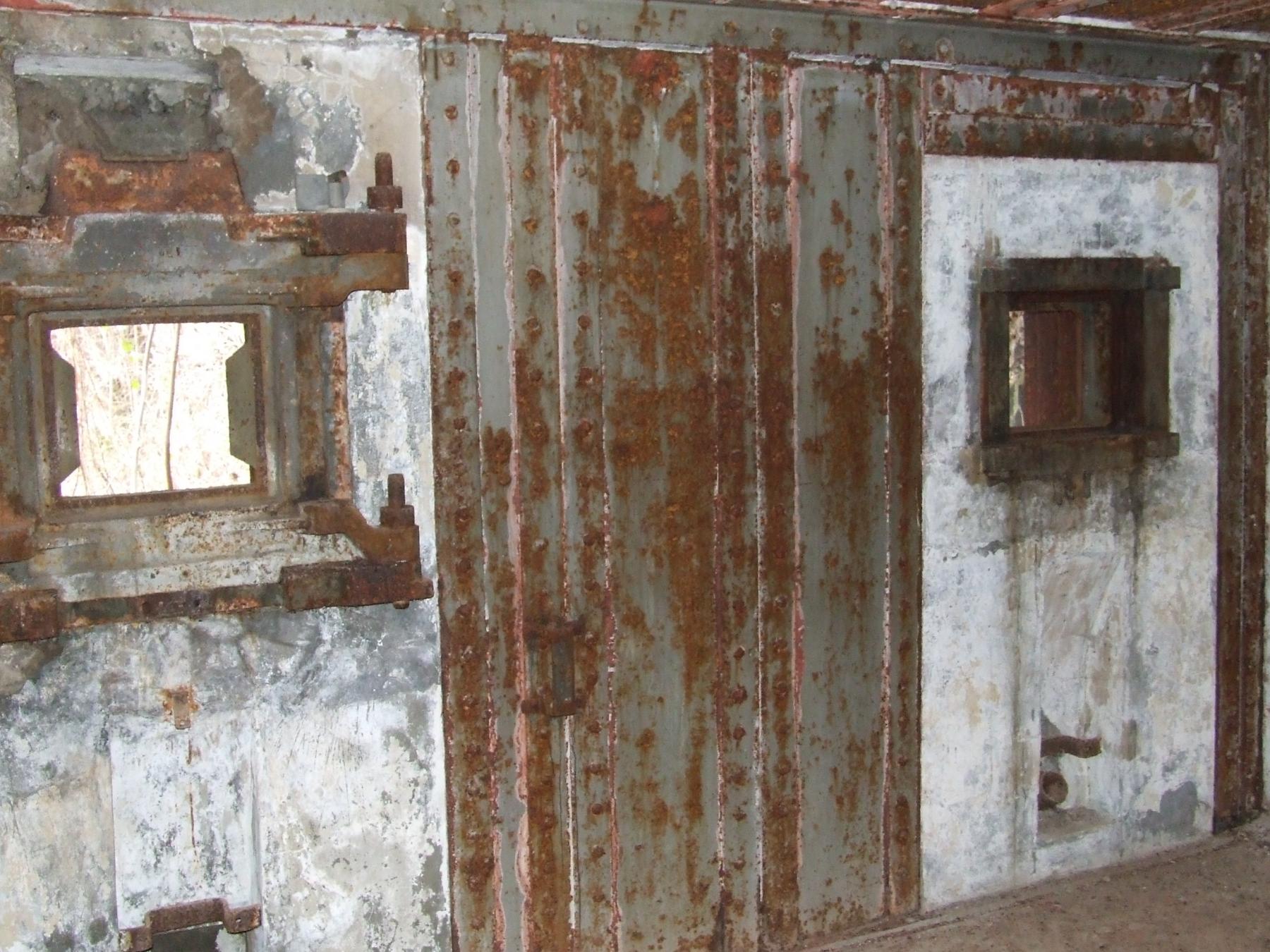 Ligne Maginot - FREUDENBERG - (Casemate d'infanterie) - La chambre de tir - STENGER Mathieu