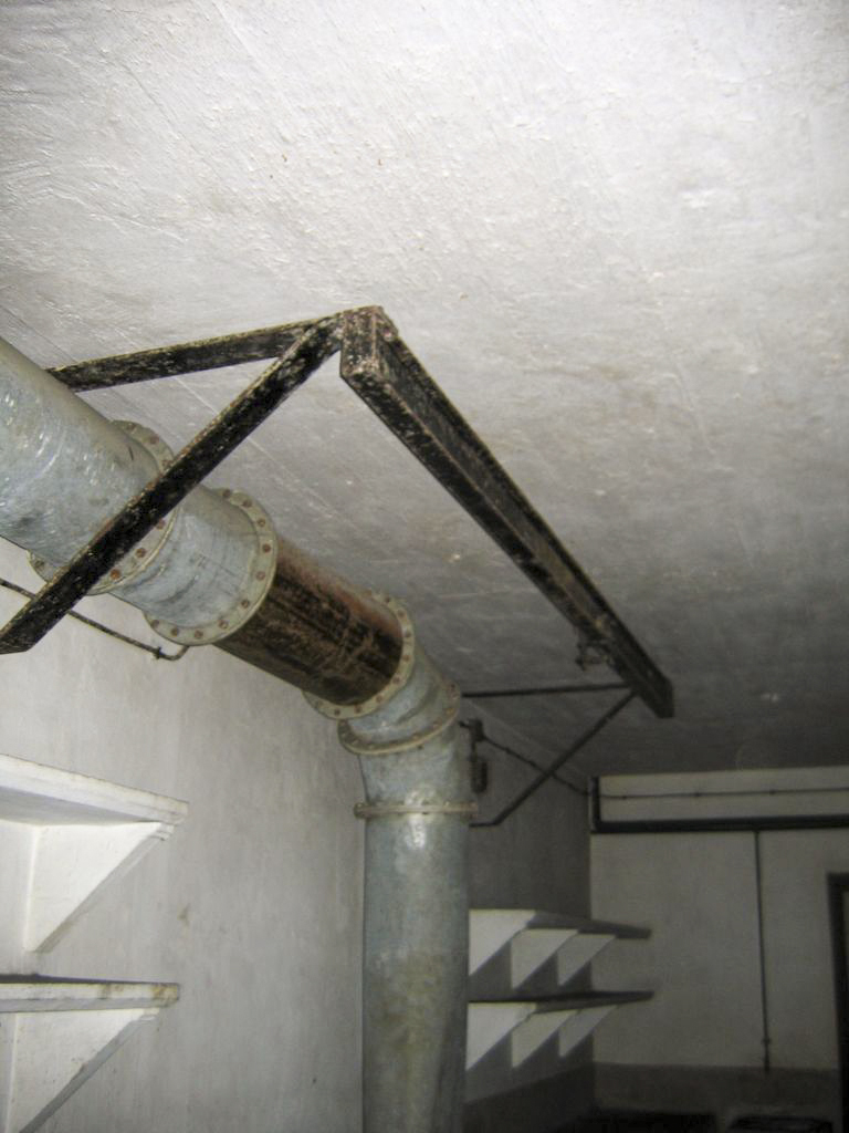 Ligne Maginot - BUCHHOLZBERG (I / 79° RIF) - (Abri) - Conduit d'évacuation des fumées
Visite fin 90 avec la BA901 - ammagsdr