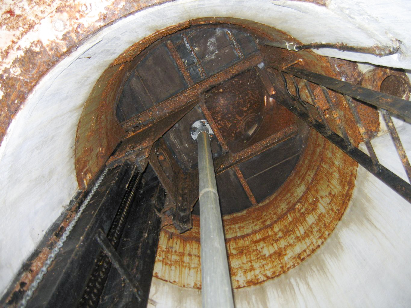 Ligne Maginot - BUCHHOLZBERG (I / 79° RIF) - (Abri) - Cloche GFM Ouest
Visite fin 90 avec la BA901 - ammagsdr