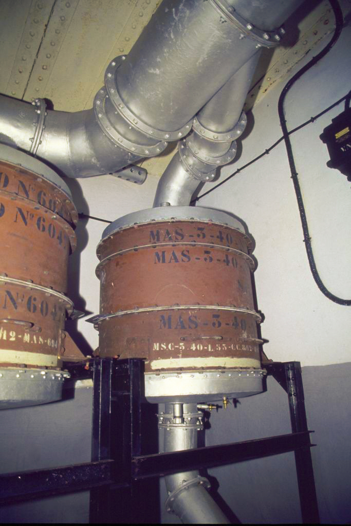 Ligne Maginot - BUCHHOLZBERG (I / 79° RIF) - (Abri) - Filtres
Visite fin 90 avec la BA901 - ammagsdr
