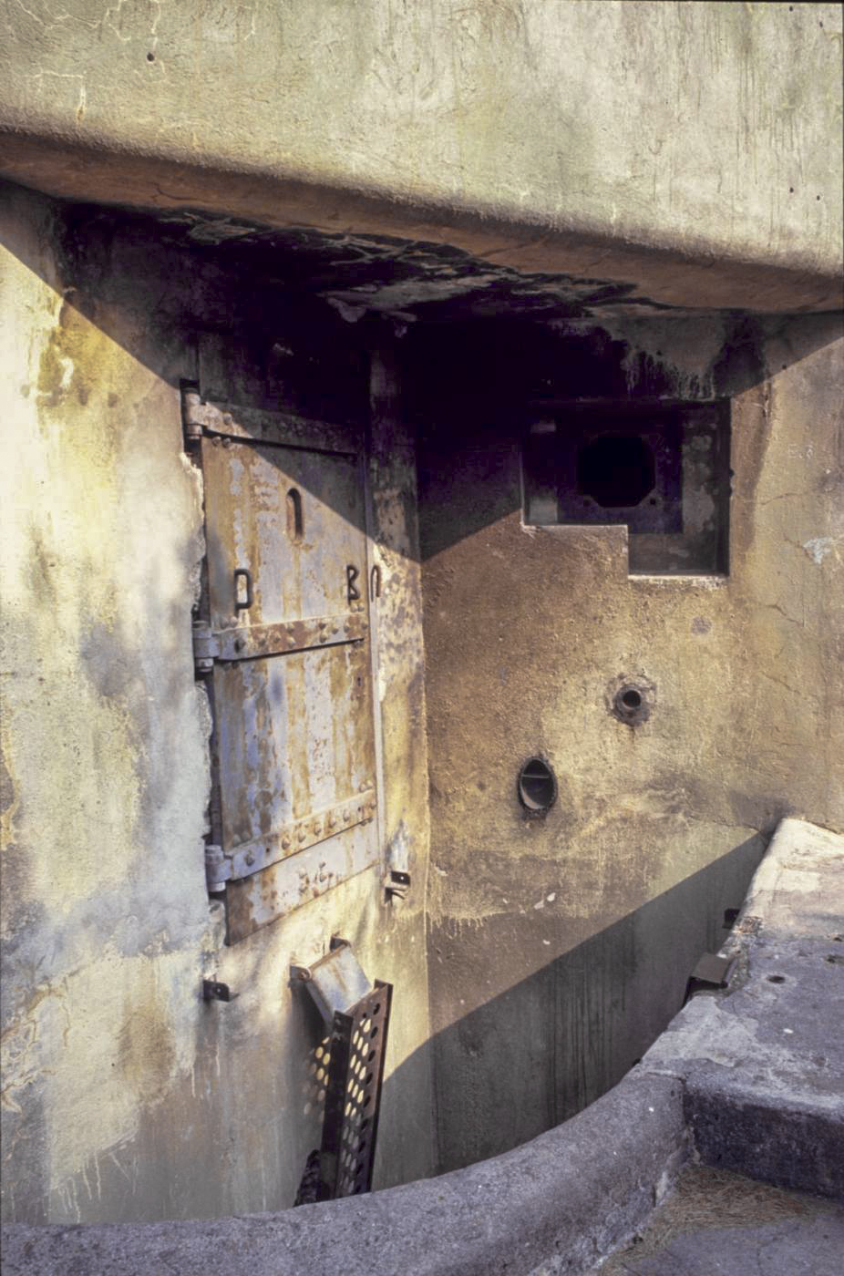 Ligne Maginot - CROUPE DU RESERVOIR - (Abri actif) - Bloc 1 - ammagsdr