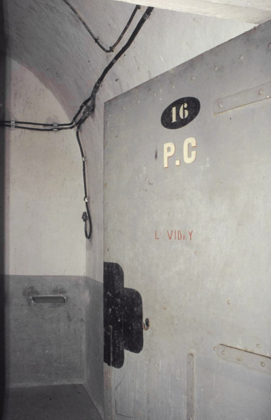 Ligne Maginot - CROUPE DU RESERVOIR - (Abri actif) - Croupe du Réservoir
Visite en 1991 avec Génie de Nice - ammagsdr