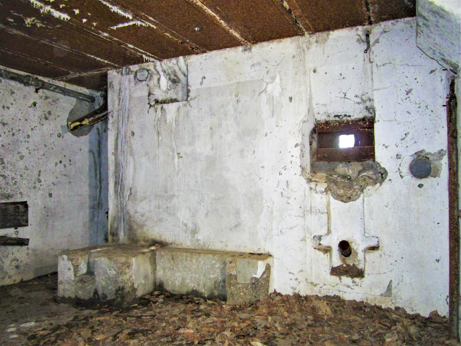 Ligne Maginot - GUNSTHAL COL EST - (Blockhaus pour arme infanterie) - Chambre de tir - Gregory Fuchs