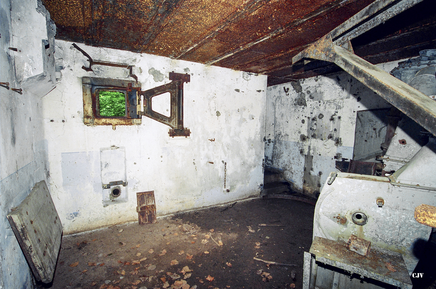 Ligne Maginot - GUNSTHAL FERME EST - (Blockhaus pour arme infanterie) - Chambre de tir - Lia VERMEULEN